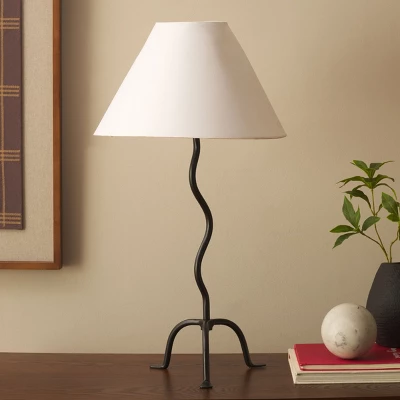 Chey 24.75" Metal Table Lamp - TBL3024 - Black - Safavieh 5 Chey 24.75" Metal Table Lamp - TBL3024 - Black - Safavieh - Image 3