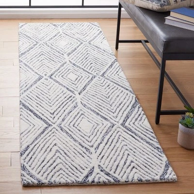 Abstract ABT350 Hand Tufted Area Rug - Safavieh 3 Abstract ABT350 Hand Tufted Area Rug - Safavieh