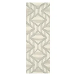 Becky Geometric Tufted Accent Rug - Safavieh -Safavieh Shop GUEST 3b66a65c 9a7a 4c91 8705 ebf0e8733392