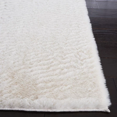 Faux Rabbit Fur FRF500 Power Loomed Machine Washable Area Rug - Safavieh 3 Faux Rabbit Fur FRF500 Power Loomed Machine Washable Area Rug - Safavieh