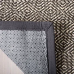 Rosalinda Geometric Accent Rug - Safavieh 5 Rosalinda Geometric Accent Rug - Safavieh -Safavieh Shop GUEST 75908d75 6e18 4bce b5a1 9ff82dc0147e