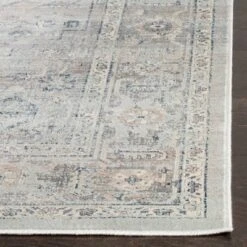 Arnaldo Rug - Safavieh®