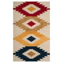 Holden Geometric Design Area Rug - Safavieh -Safavieh Shop GUEST 91d06ba8 fa54 4875 8af7 80d2ca955981