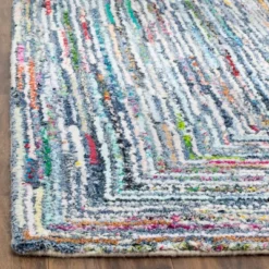 Swirl Tufted Accent Rug - Safavieh