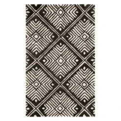 Roberta Geometric Tufted Accent Rug - Safavieh 10 Roberta Geometric Tufted Accent Rug - Safavieh -Safavieh Shop GUEST a2cb480e 333d 4566 8fec c22159629e81
