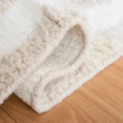 Casablanca CSB541 Hand Knotted Area Rug - Safavieh -Safavieh Shop GUEST a3ddb175 438f 4f3c a56a bf05882a61c6