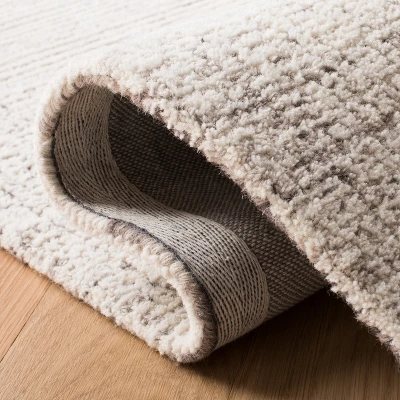 Abstract ABT349 Hand Tufted Area Rug - Safavieh 5 Abstract ABT349 Hand Tufted Area Rug - Safavieh - Image 3