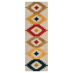 Holden Geometric Design Area Rug - Safavieh -Safavieh Shop GUEST c1fefa71 c8d4 4520 a0ef 3ceaa267f1fd