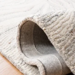 Metro MET505 Hand Tufted Area Rug - Safavieh -Safavieh Shop GUEST c74eb6a4 7cac 4bef 9425 eb9a3d99fb2f