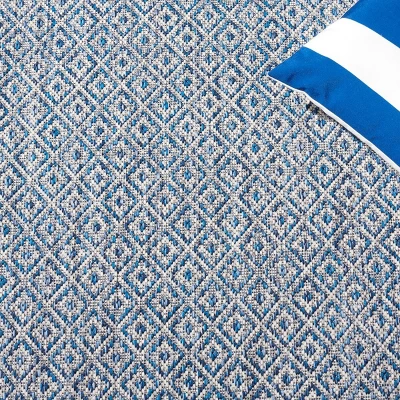 Courtyard CY8235 Power Loomed Indoor/Outdoor Area Rug - Safavieh 5 Courtyard CY8235 Power Loomed Indoor/Outdoor Area Rug - Safavieh - Image 3