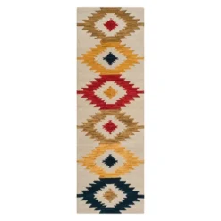 Holden Geometric Design Area Rug - Safavieh -Safavieh Shop GUEST dcf79bcc 8fae 43f6 96df 6be0533c7fa3
