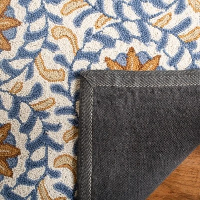 Hooked Reyna Rug - Safavieh 4 Hooked Reyna Rug - Safavieh - Image 2