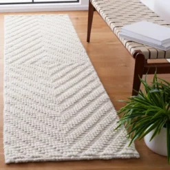 Natura NAT276 Power Loomed Area Rug - Safavieh